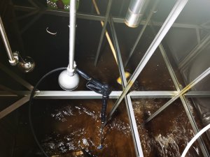 二次供水水箱如何清洗消毒？不銹鋼水箱多久清洗一次？